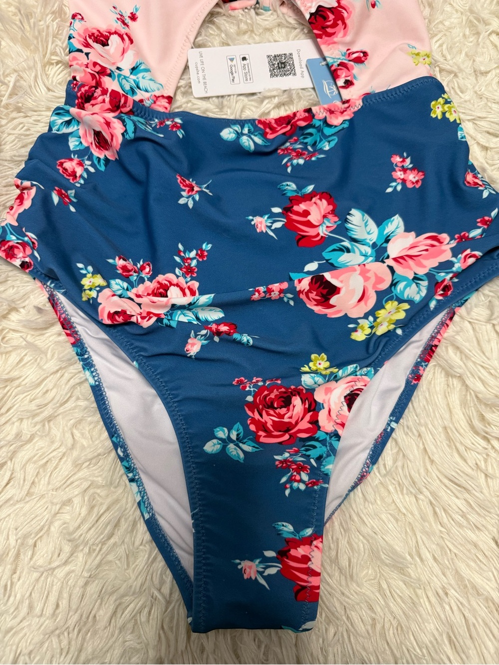Cupshe Floral One-Piece Swimsuit with Pink Accents NWT - Picture 4 of 8